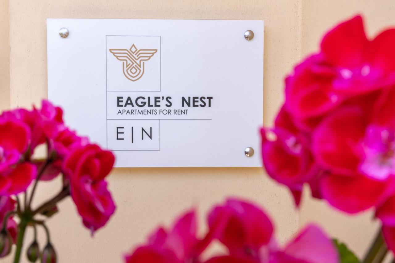 Eagle'S Nest City Apartments Egio Exterior foto